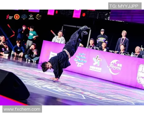 赛后分析：北京街舞队与成都街舞队的战术对决与策略探讨