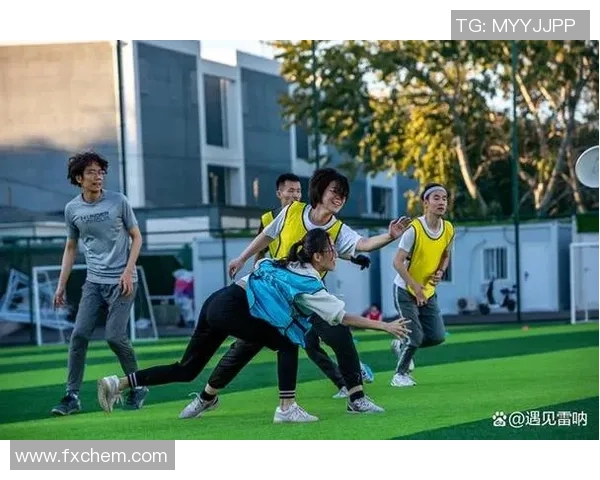 飞盘热潮下的上海飞盘队配合之争引发广泛讨论与思考